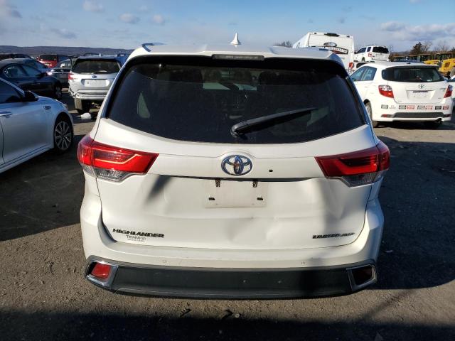 Photo 6 from auction – 2017 TOYOTA HIGHLANDER with VIN 5TDDZRFH0HS378353