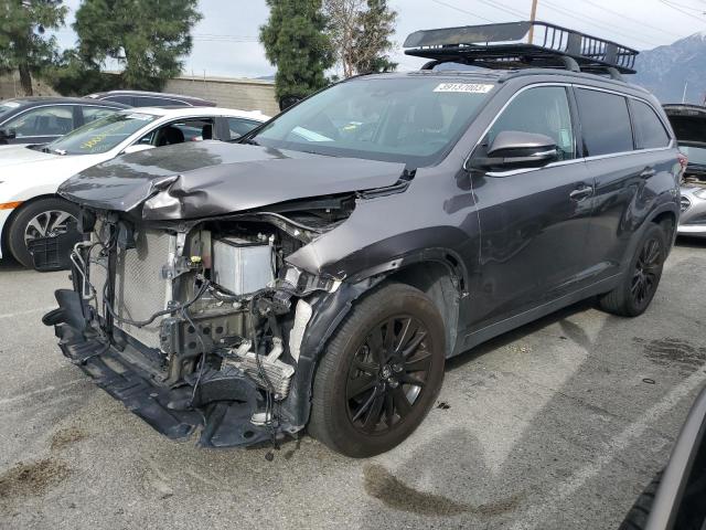 TOYOTA HIGHLANDER 2019 with VIN 5TDKZRFH6KS336963 - Photo from auction