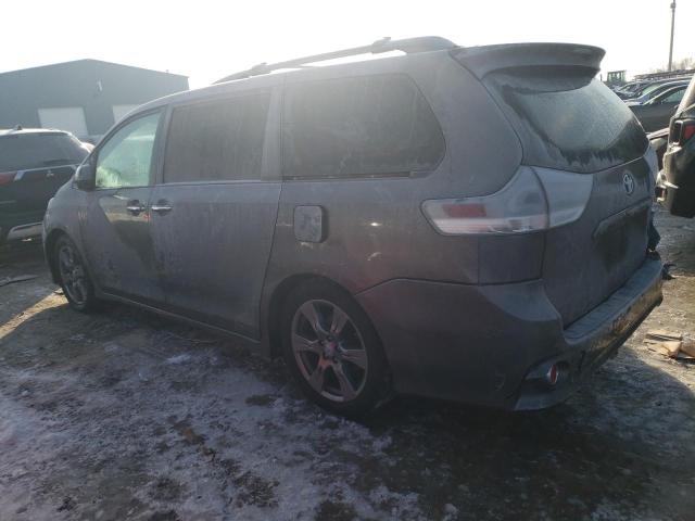 Photo 2 from auction – 2017 TOYOTA SIENNA SE with VIN 5TDXZ3DC6HS864988