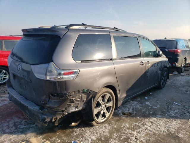 Photo 3 from auction – 2017 TOYOTA SIENNA SE with VIN 5TDXZ3DC6HS864988