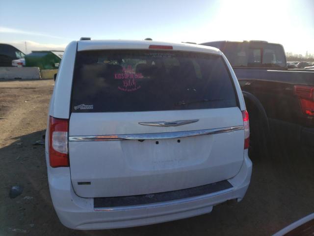 Photo 6 from auction – 2016 CHRYSLER TOWN & COU with VIN 2C4RC1BG7GR212828