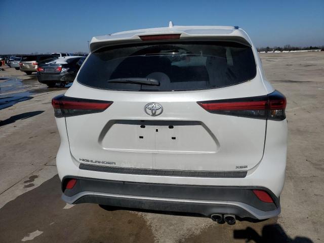 Photo 6 from auction – 2022 TOYOTA HIGHLANDER with VIN 5TDLZRAHXNS124129