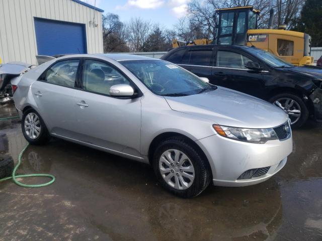 Photo 4 from auction – 2010 KIA FORTE with VIN KNAFU4A21A5173517