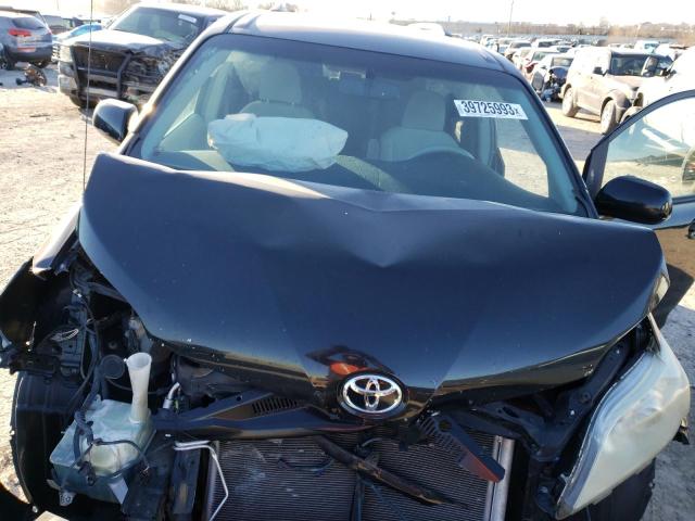 Photo 12 from auction – 2011 TOYOTA SIENNA LE with VIN 5TDKK3DC1BS126117