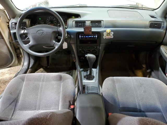 Photo 8 from auction – 2000 TOYOTA CAMRY CE with VIN 4T1BG22K9YU631182