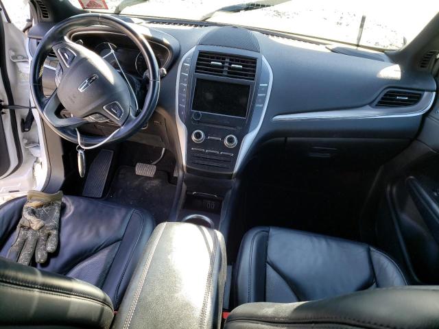 Photo 8 from auction – 2017 LINCOLN MKC SELECT with VIN 5LMCJ2D96HUL20354