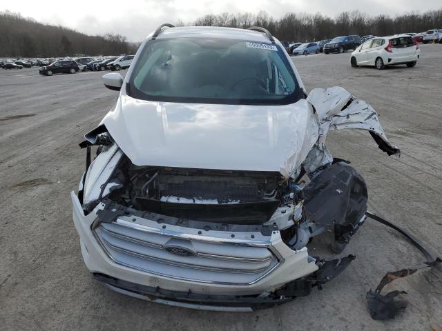 Photo 5 from auction – 2018 FORD ESCAPE SE with VIN 1FMCU9GD1JUD53514