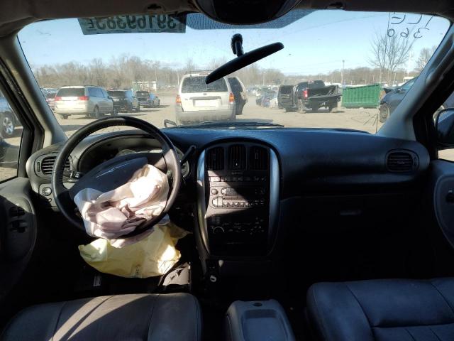 Photo 8 from auction – 2005 CHRYSLER TOWN & COU with VIN 2C4GP54L05R433178