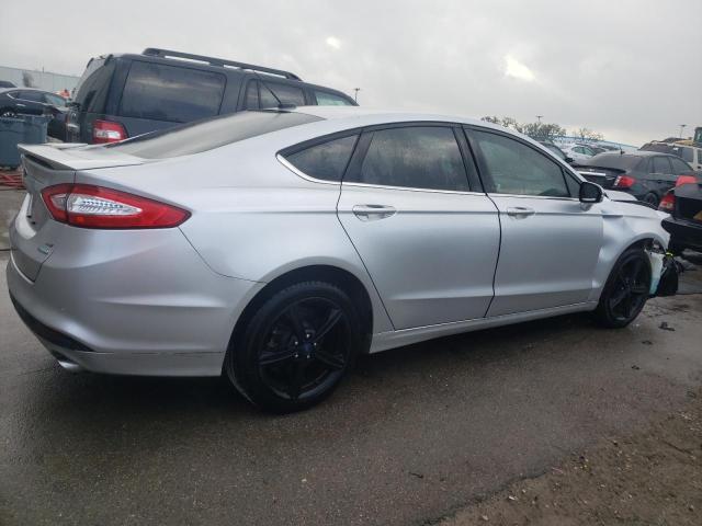 Zdjęcie 3 z aukcji – 2016 FORD FUSION SE z VIN 3FA6P0HD3GR311743