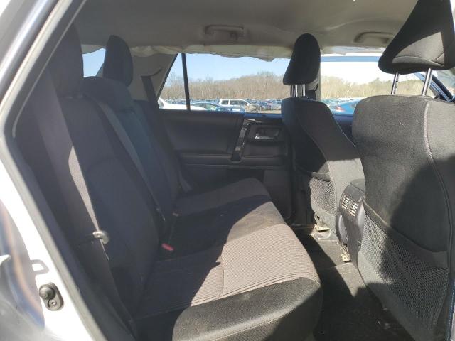 Photo 11 from auction – 2016 TOYOTA 4RUNNER SR with VIN JTEBU5JR2G5277314