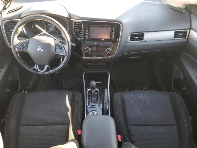 Photo 8 from auction – 2017 MITSUBISHI OUTLANDER with VIN JA4AZ2A3XHZ016206