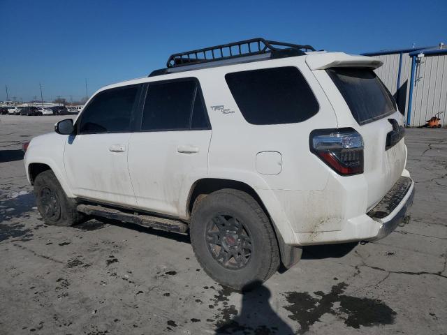 Photo 2 from auction – 2018 TOYOTA 4RUNNER SR with VIN JTEBU5JR9J5484273