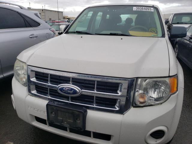 Photo 5 from auction – 2011 FORD ESCAPE XLS with VIN 1FMCU0C73BKC52273