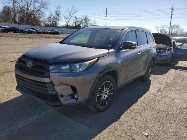 TOYOTA HIGHLANDER 2017 with VIN 5TDKZRFH9HS188803 - Photo from auction