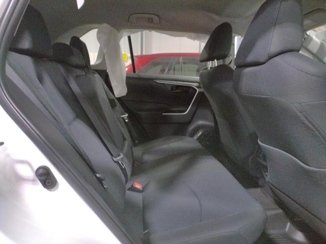 Photo 11 from auction – 2022 TOYOTA RAV4 LE with VIN 4T3MWRFV8NU082215