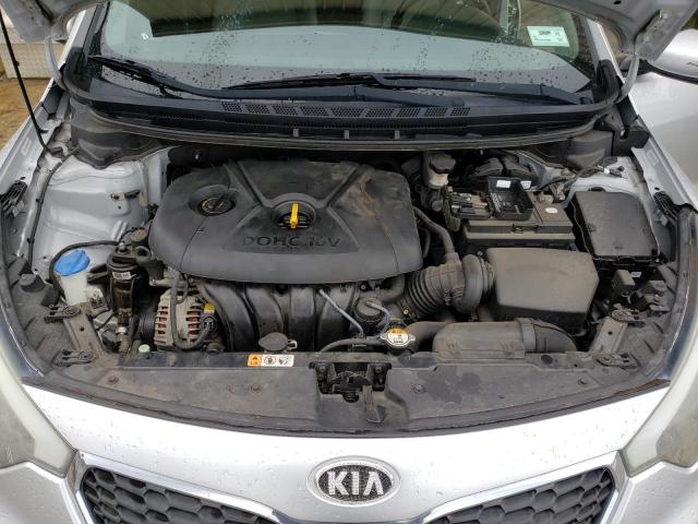 Photo 11 from auction – 2015 KIA FORTE LX with VIN KNAFX4A68F5260669