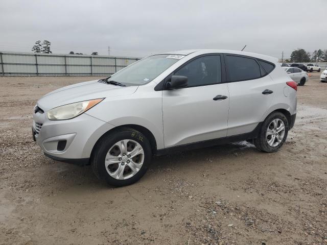 HYUNDAI TUCSON GL 2011 with VIN KM8JT3AB2BU145559 - Photo from auction
