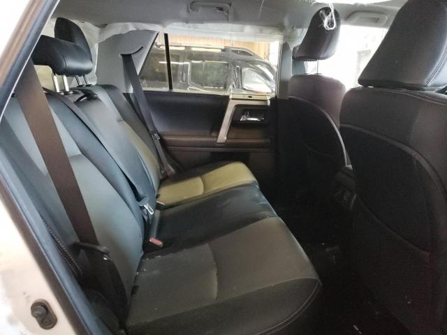 Photo 10 from auction – 2017 TOYOTA 4RUNNER SR with VIN JTEBU5JR8H5476501