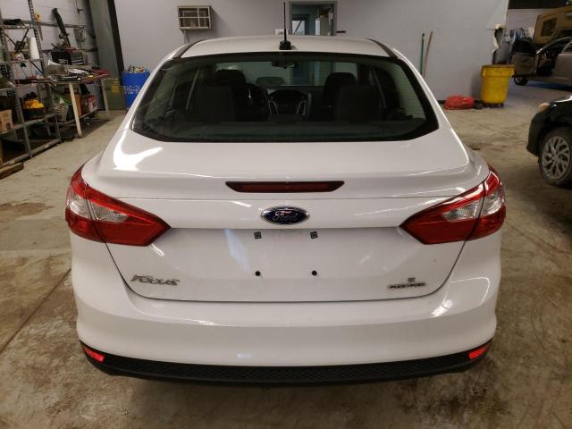 Photo 6 from auction – 2014 FORD FOCUS SE with VIN 1FADP3F29EL404126