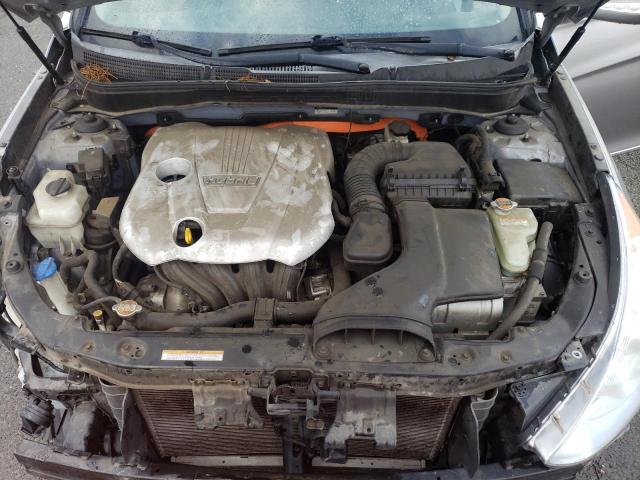 Photo 11 from auction – 2011 HYUNDAI SONATA HYB with VIN KMHEC4A47BA006909