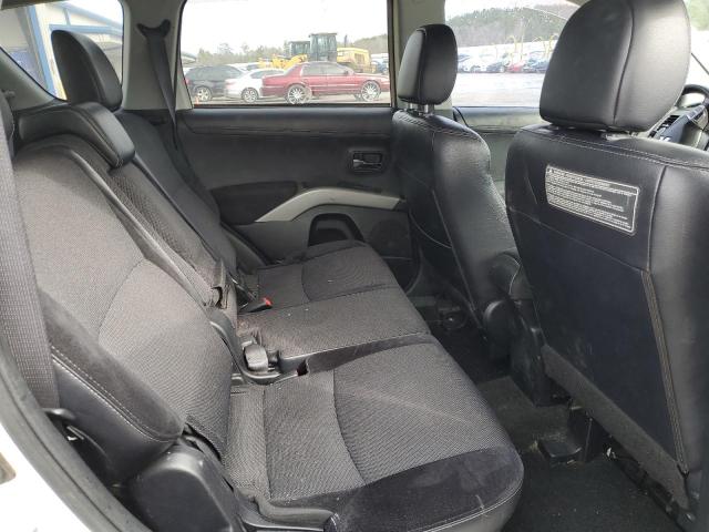 Photo 11 from auction – 2011 MITSUBISHI OUTLANDER with VIN JA4JS4AX8BU027356