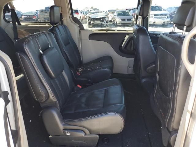 Photo 11 from auction – 2014 CHRYSLER TOWN & COU with VIN 2C4RC1CG1ER214876