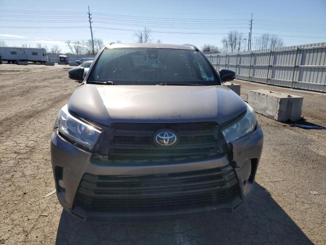 Photo 5 from auction – 2017 TOYOTA HIGHLANDER with VIN 5TDKZRFH9HS188803