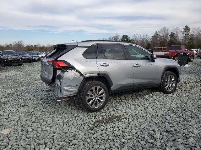 Photo 3 from auction – 2021 TOYOTA RAV4 XLE P with VIN 2T3A1RFV6MC198546