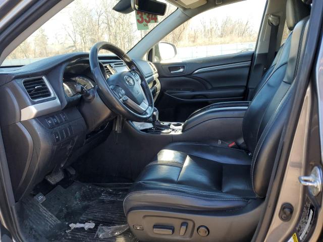 Photo 7 from auction – 2017 TOYOTA HIGHLANDER with VIN 5TDKZRFH9HS188803