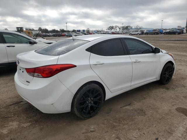 Photo 3 from auction – 2012 HYUNDAI ELANTRA GL with VIN 5NPDH4AE2CH118151