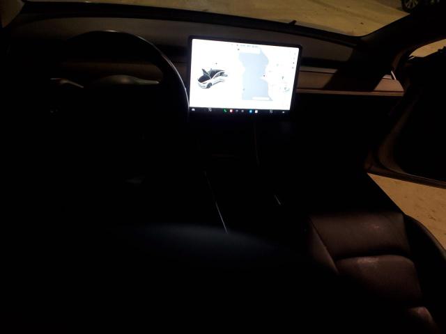 Photo 8 from auction – 2018 TESLA MODEL 3 with VIN 5YJ3E1EA9JF017369