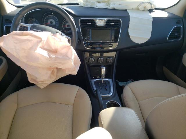 Photo 8 from auction – 2013 CHRYSLER 200 TOURIN with VIN 1C3CCBBB5DN632827