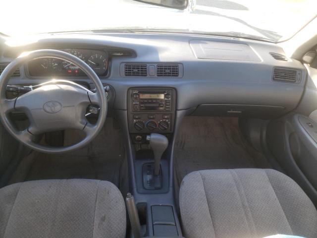 Photo 8 from auction – 2001 TOYOTA CAMRY CE with VIN 4T1BG22K31U082665