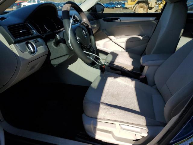Photo 7 from auction – 2016 VOLKSWAGEN PASSAT S with VIN 1VWAS7A39GC012461