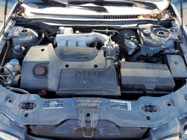 Photo 11 from auction – 2002 JAGUAR X-TYPE 3.0 with VIN SAJEA51C72WC24847