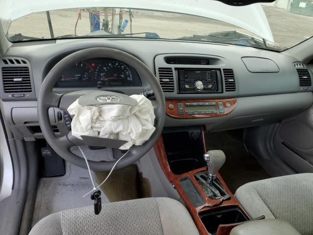 Photo 8 from auction – 2004 TOYOTA CAMRY LE with VIN 4T1BE32K04U921722