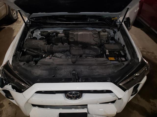 Photo 11 from auction – 2018 TOYOTA 4RUNNER SR with VIN JTEBU5JR9J5486721
