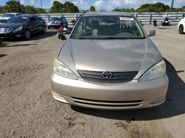 Photo 5 from auction – 2002 TOYOTA CAMRY LE with VIN 4T1BF32KX2U517708
