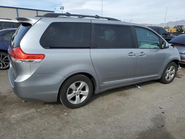 Photo 3 from auction – 2013 TOYOTA SIENNA LE with VIN 5TDKK3DC8DS340122