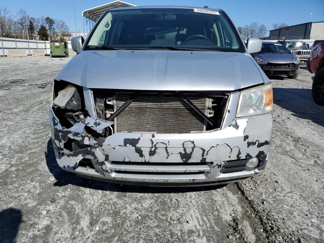 Photo 5 from auction – 2010 DODGE GRAND CARA with VIN 2D4RN5D15AR119777