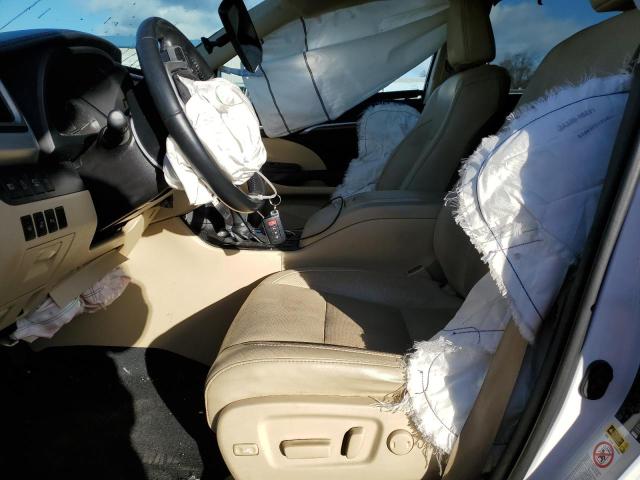 Photo 7 from auction – 2017 TOYOTA HIGHLANDER with VIN 5TDDZRFH0HS378353