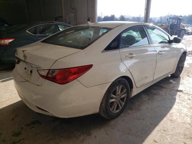 Photo 3 from auction – 2011 HYUNDAI SONATA GLS with VIN 5NPEB4ACXBH139316