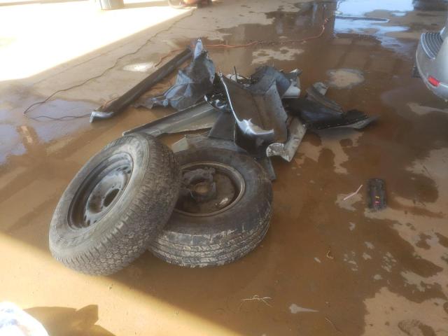 Photo 13 from auction – 2004 TOYOTA SEQUOIA SR with VIN 5TDZT34A94S206455