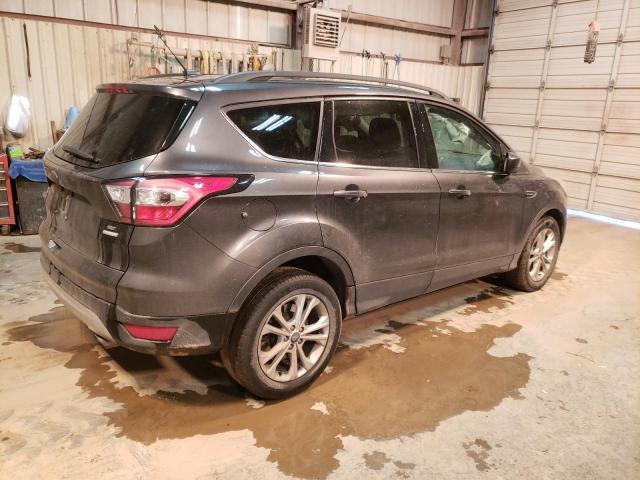 Photo 3 from auction – 2017 FORD ESCAPE SE with VIN 1FMCU0GD2HUC23845