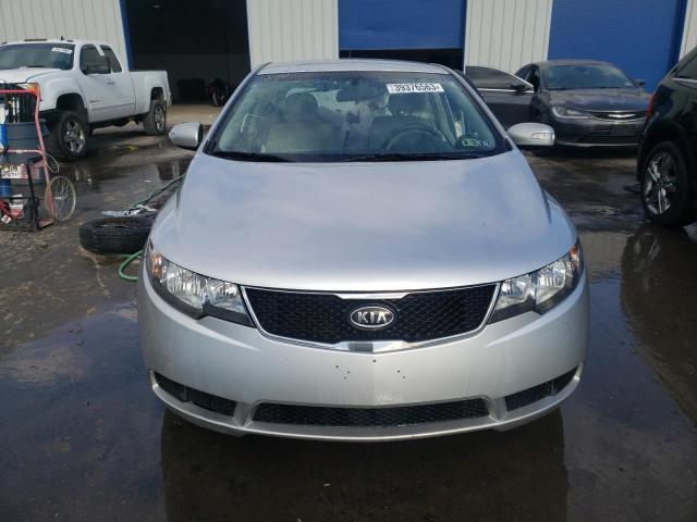 Photo 5 from auction – 2010 KIA FORTE with VIN KNAFU4A21A5173517