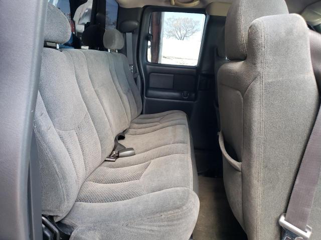 Photo 10 from auction – 2004 CHEVROLET SILVERADO with VIN 2GCEC19V641307216