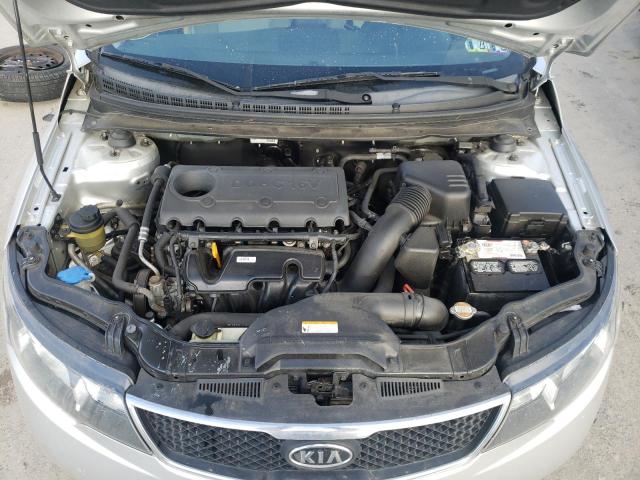 Photo 11 from auction – 2010 KIA FORTE with VIN KNAFU4A21A5173517