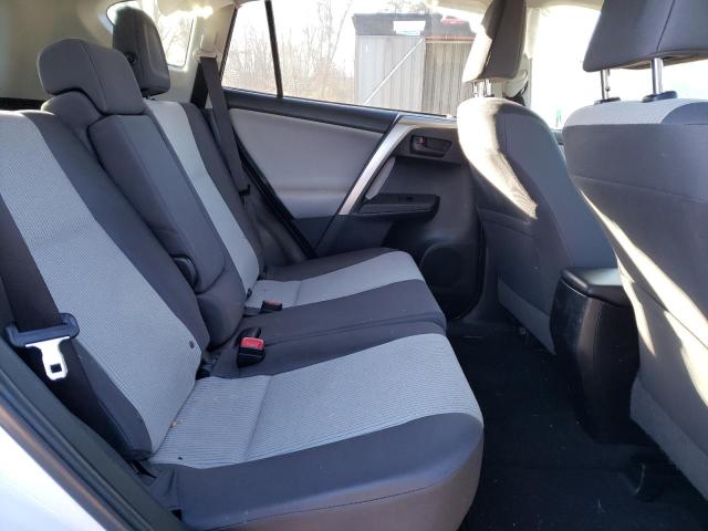 Photo 11 from auction – 2015 TOYOTA RAV4 LE with VIN JTMBFREV9FJ022890