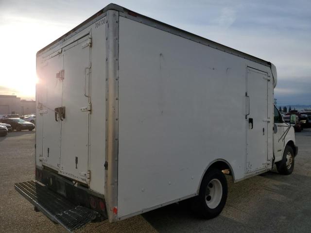 Photo 3 from auction – 2003 CHEVROLET EXPRESS G3 with VIN 1GBJG31UX31128669