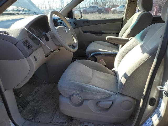 Photo 7 from auction – 2004 TOYOTA SIENNA CE with VIN 5TDZA23C04S031760